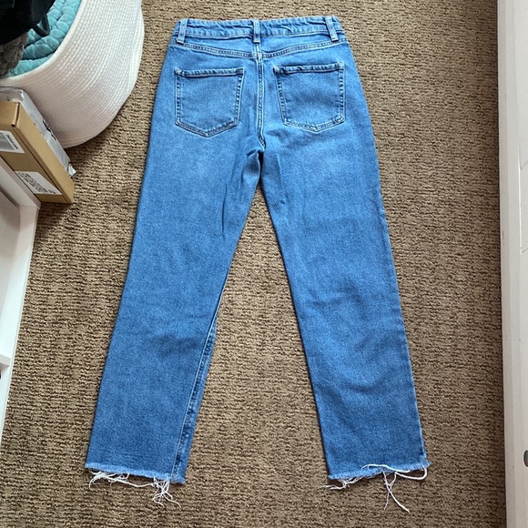 size 2 jeans - Picture 2 of 4